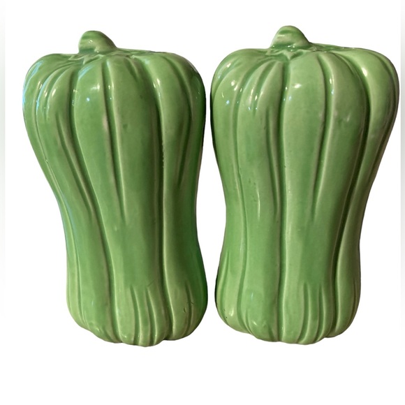 Vintage celery stalk salt and pepper shaker set ceramic green made in Japan 2 pc - Picture 4 of 6